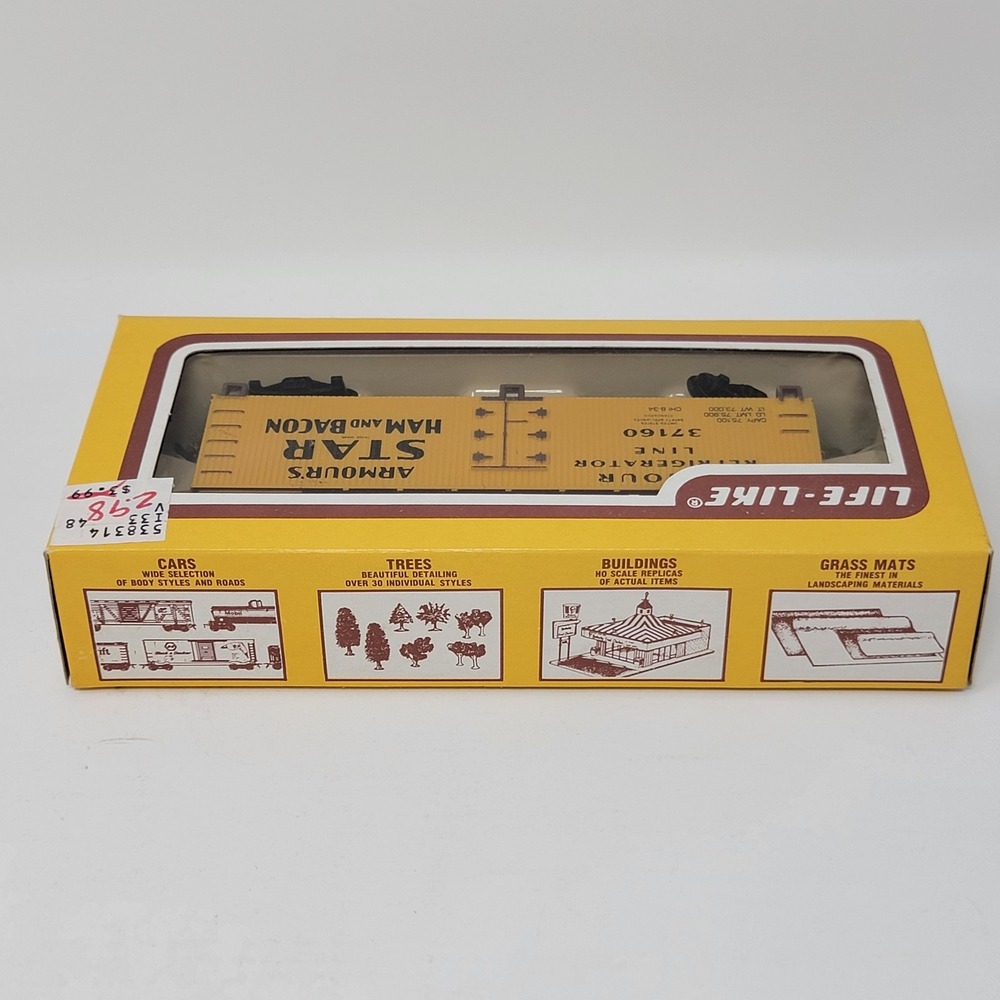 Life Like HO Scale Train Armour's Star Ham Bacon Refrigerator Car 8505 Unopened - Picture 7 of 10
